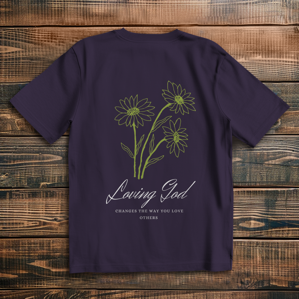 Oversize T-Shirt Loving God